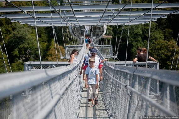 Адлер: Самый длинный пешеходный подвесной мост в мире