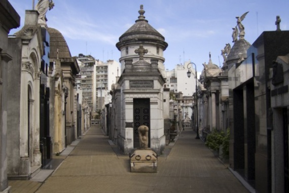 Интересное: Интересные кладбища