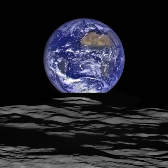 Интересное: Восход Земли над Луной