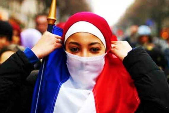 Общество: Французам предлагают учить арабский