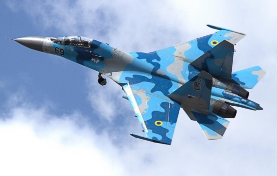Проишествия: В Подмосковье упал истребитель Су-27 (исправлено)