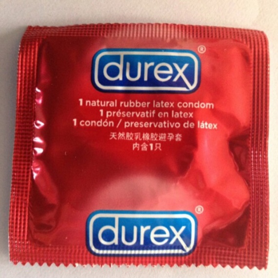 Интересное: Росздравнадзор запретил продажу презервативов Durex