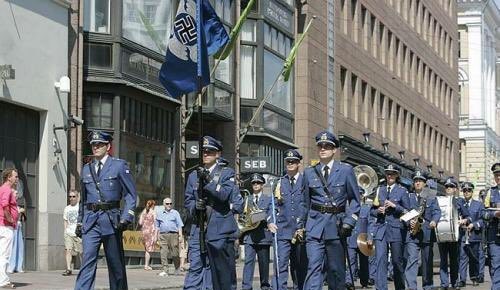 Общество: Официальный флаг современных ВВС Финляндии