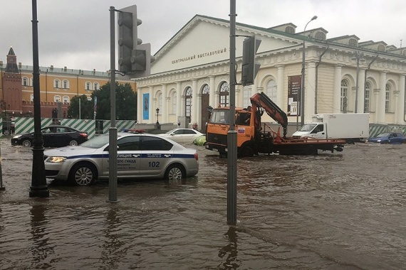 Картинки: Москва плывет, Москве дорогу!