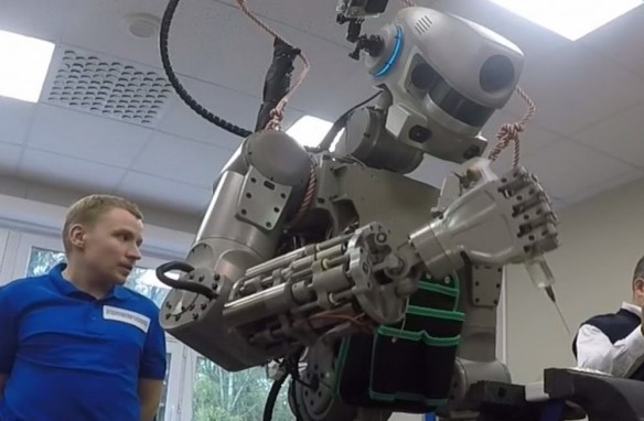 Технологии: Пилотировать космический корабль «Федерация» в 2021 году будет робот «Фёдор»