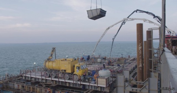 Интересное: Как строят Крымский мост