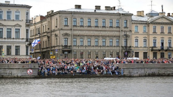 Даты: Фотографии с парада в Петербурге ко Дню ВМФ