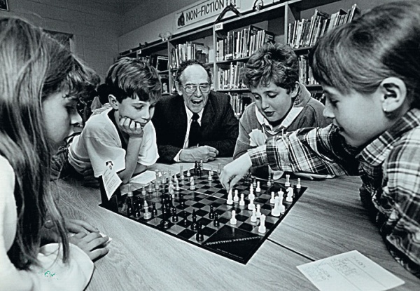 Интересное: Поиграем в шахматы все вместе