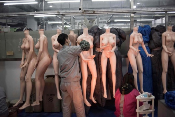 Интересное: Китайские секс-роботы