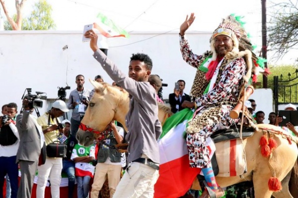 Интересное: Парад в честь 27-летия независимости Сомалиленда