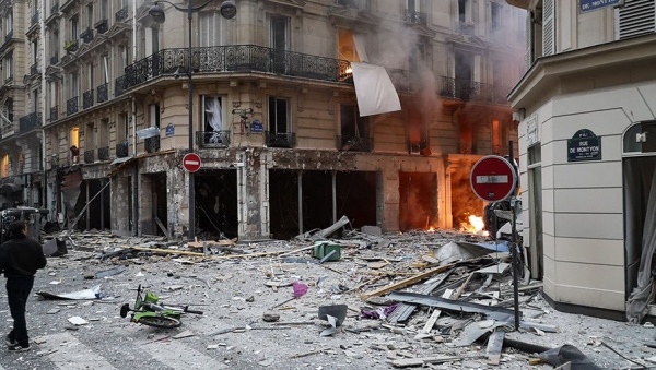 Происшествия: В Париже прогремел мощный взрыв