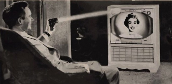 Интересное: Кто изобрел пульт от телевизора?