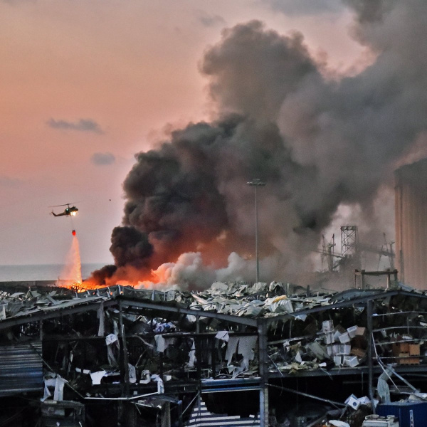 Происшествия: В Бейруте взорвалось судно с почти тремя тысячами тоннами аммиачной селитры