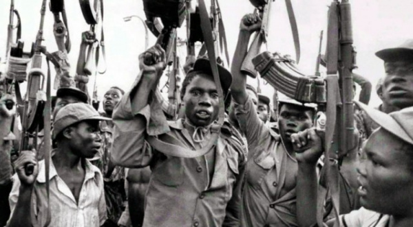 История: Как в 1983 году африканские повстанцы захватили в плен 24 геолога из СССР
