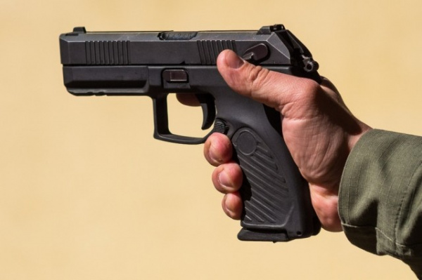Интересное: Минобороны начало массовую закупку нового пистолета «Удав»