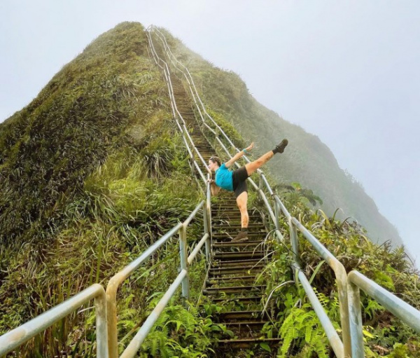 Интересное: Совет Гонолулу решил разрушить знаменитую горную тропу Лестница в небо