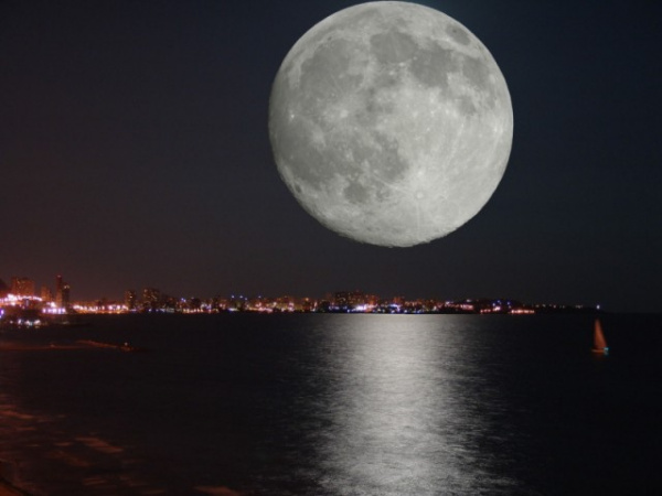 Интересное: Что будет, если Луна окажется вдвое ближе к Земле
