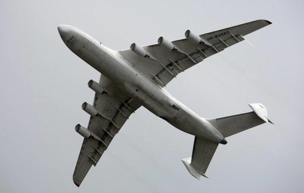 Происшествия: Укроборонпром сообщил об уничтожении самого большого в мире грузового самолета Мрия