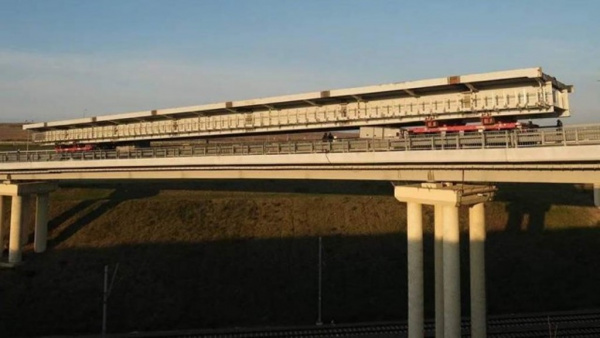 Новости: К месту монтажа направили первый пролет Крымского моста