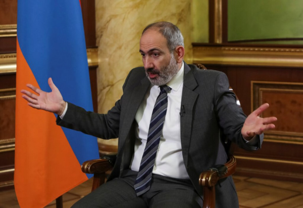 Экономика: Таможня блокирует поставки армянского коньяка в Россию - доигрался пашинян на скрипке :-)