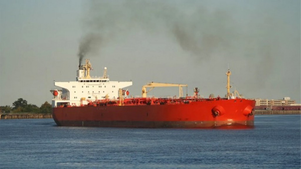 Происшествия: Иран задержал и вернул танкер, ранее конфискованный США