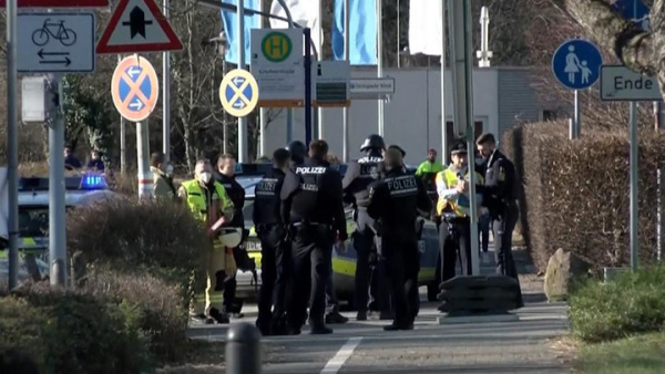 Происшествия: Четыре человека пострадали при стрельбе студента в вузе в Германии