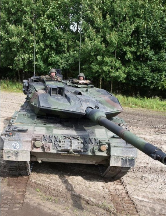 Блог Cfybnfh_ktcf1: Минобороны ФРГ: Берлин не будет предпринимать единоличных шагов по отправке Киеву танков