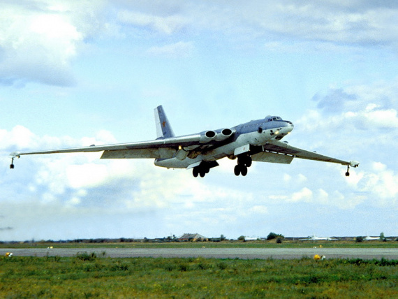 Блог Cfybnfh_ktcf1: Стратегический реактивный бомбардировщик М-4 «Бизон»-первая серийная машина Мясищева